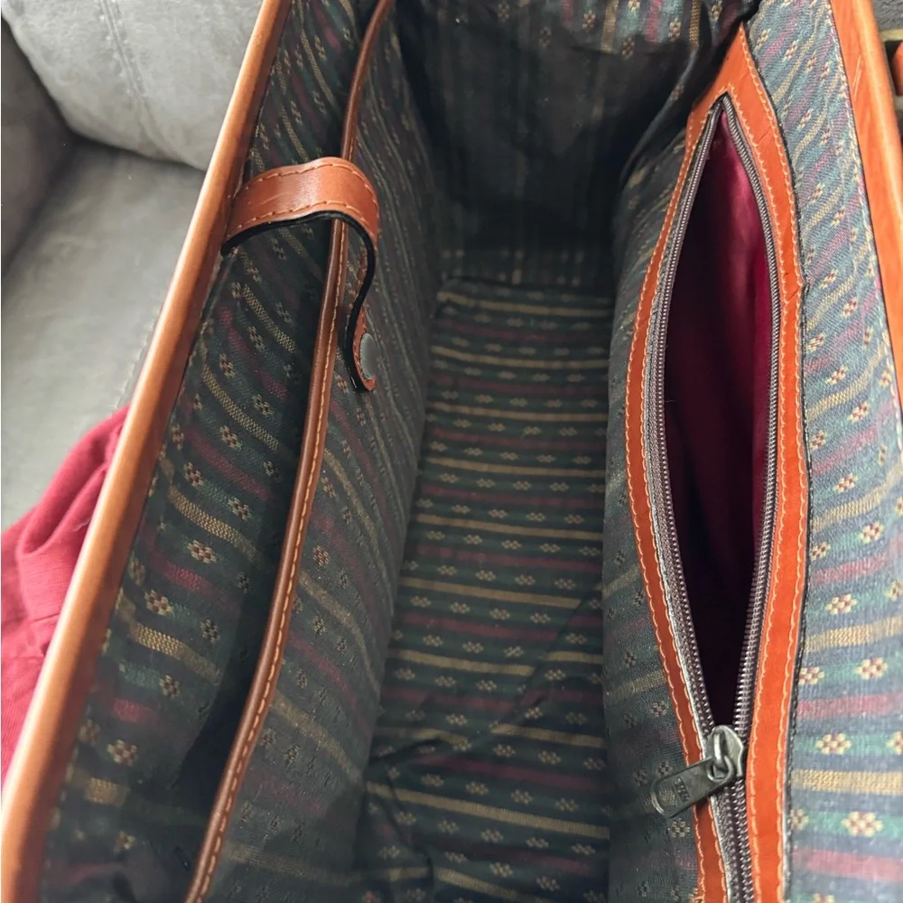 Elegant Brown Leather Briefcase